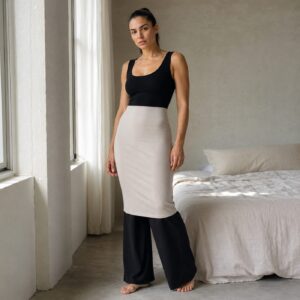 Bentley seamless knee-length skirt, Seamless Layers — on the model.