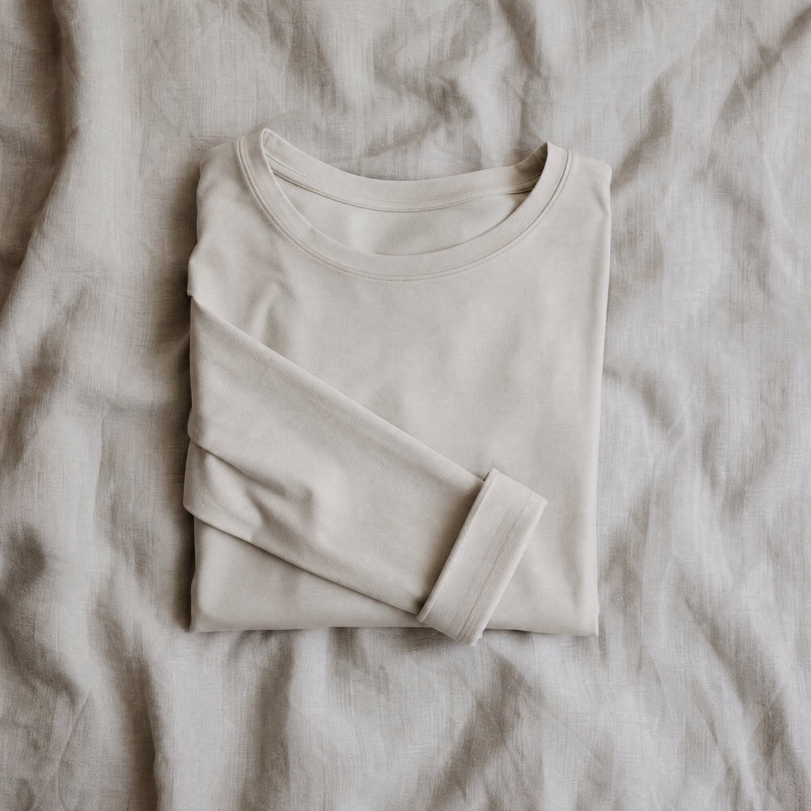 Folded long sleeve base layers from the FITS LIKE range